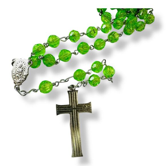 Vintage Bright Green Rosary | Catholic Prayer Beads - Picture 3 of 5